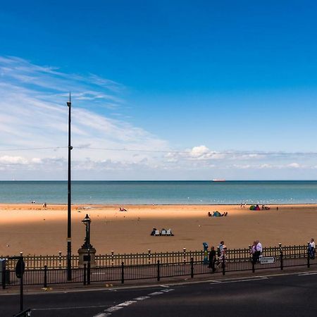 The Dreamland Apartment - Margate Beach - By Goldex Coastal Breaks Экстерьер фото