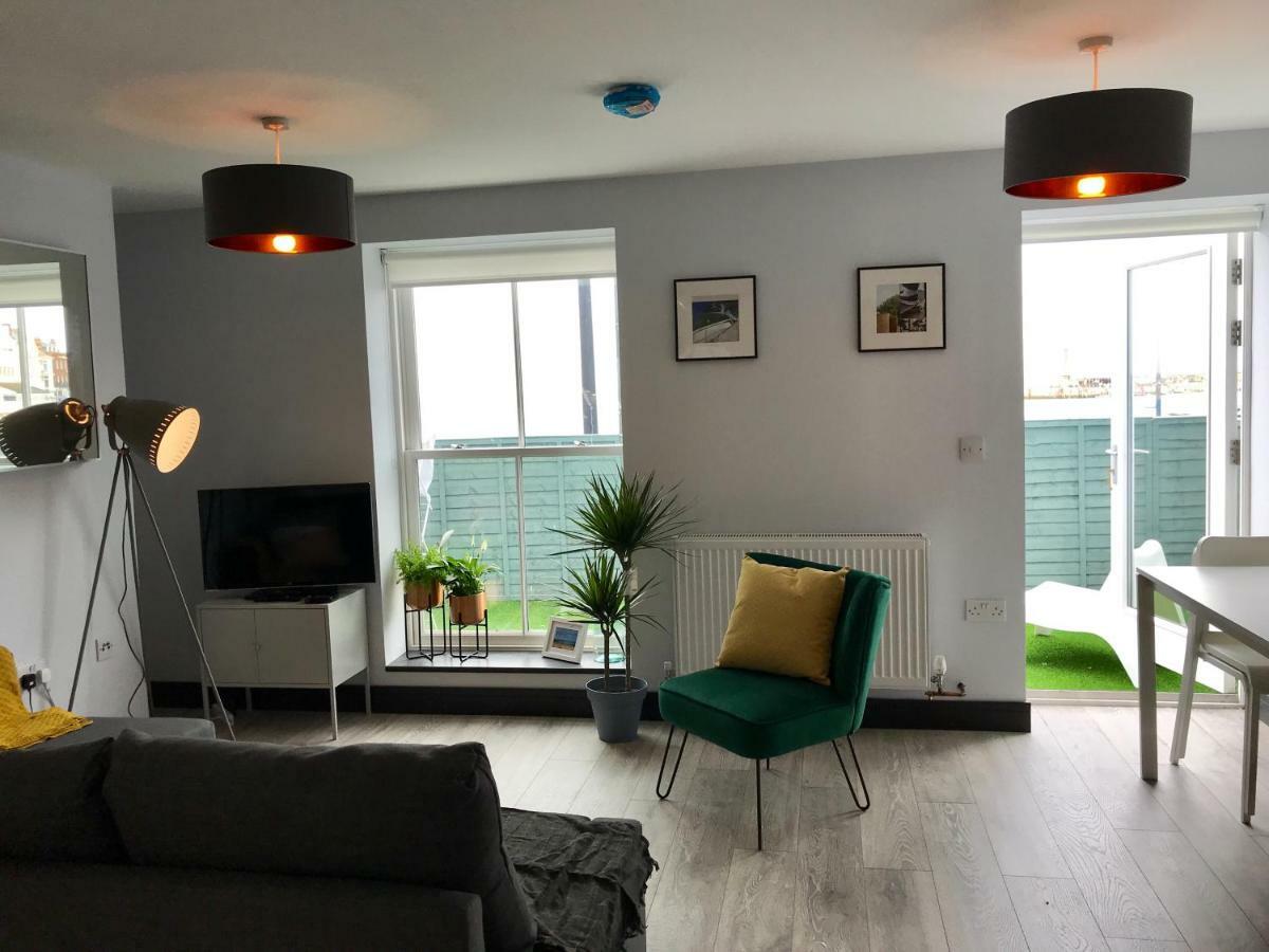 The Dreamland Apartment - Margate Beach - By Goldex Coastal Breaks Экстерьер фото